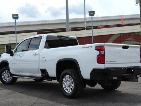 Used 2020 Chevrolet Silverado 3500 LTZ w/ LTZ Convenience Package AWD/4WD image 18
