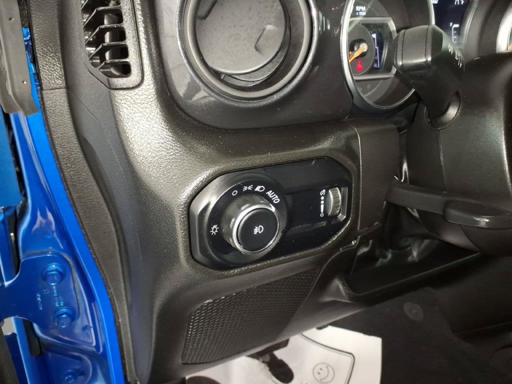 Used 2023 Jeep Wrangler Unlimited Sport AWD/4WD image 15
