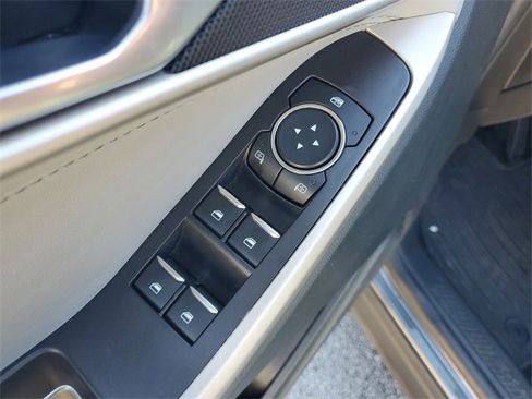 Used 2023 Ford Explorer XLT w/ Equipment Group 202A image 18