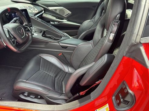 Used 2021 Chevrolet Corvette Stingray Premium Conv w/ Z51 Performance Package RWD image 10
