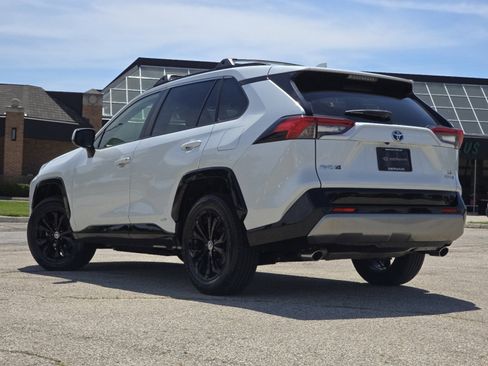 Used 2023 Toyota RAV4 SE w/ Convenience Package AWD/4WD image 13