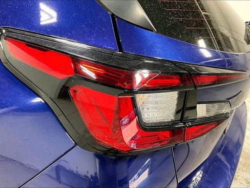 Used 2024 Subaru Impreza 2.0i Sport image 38