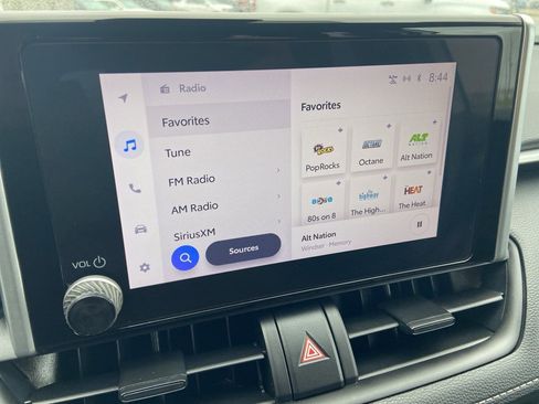 Used 2023 Toyota RAV4 LE image 15