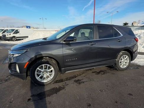 Used 2023 Chevrolet Equinox LT image 4