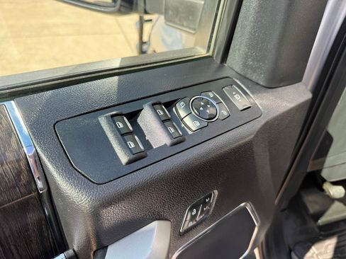 Used 2021 Ford F250 Lariat w/ Lariat Value Package AWD/4WD image 20