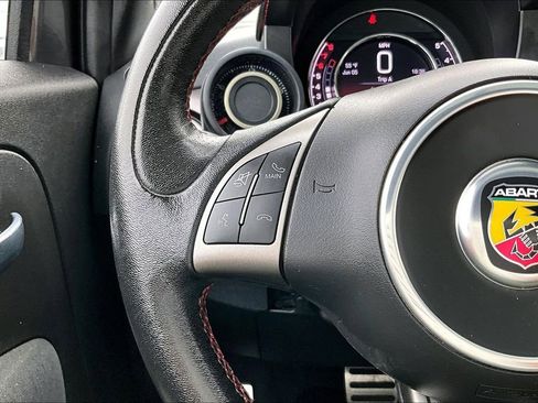 Used 2015 FIAT 500 Abarth w/ Comfort/Convenience Group FWD image 10