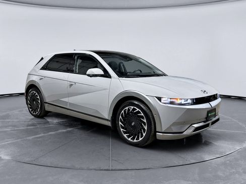 Used 2024 Hyundai Ioniq 5 Limited AWD/4WD image 4