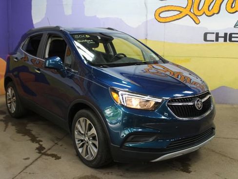 Used 2020 Buick Encore Preferred w/ Safety Package FWD image 2