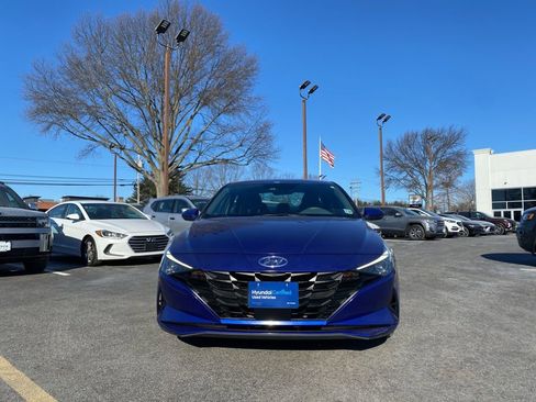 Certified 2023 Hyundai Elantra SEL w/ Convenience Package image 3