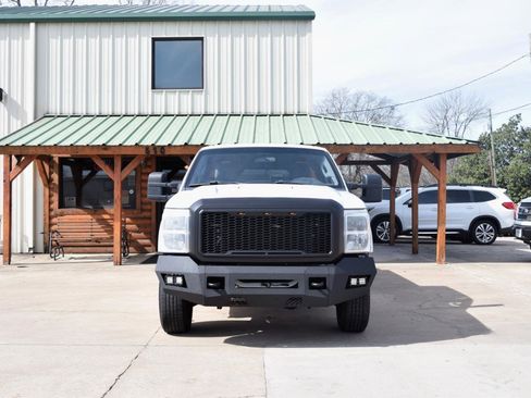 Used 2016 Ford F250 XL image 3