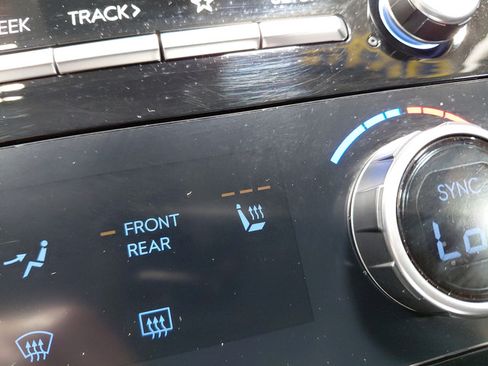 Used 2026 Hyundai Santa Fe SEL AWD/4WD image 28