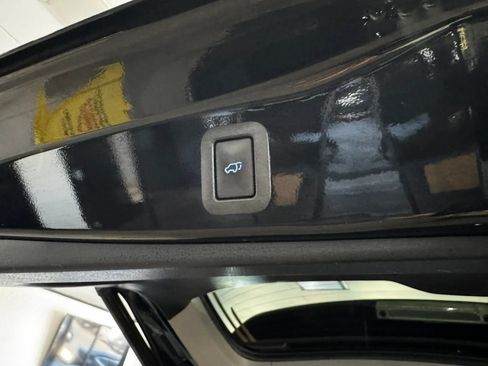 Used 2016 Toyota Highlander XLE AWD/4WD image 41