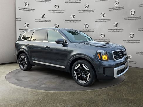 Used 2024 Kia Telluride S w/ S Sunroof Package image 7