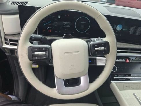 Used 2026 Hyundai Santa Fe Calligraphy AWD/4WD image 17