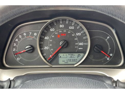 Used 2013 Toyota RAV4 LE FWD image 35