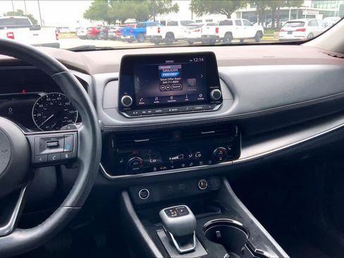 Used 2022 Nissan Rogue SV w/ SV Premium Package FWD image 7