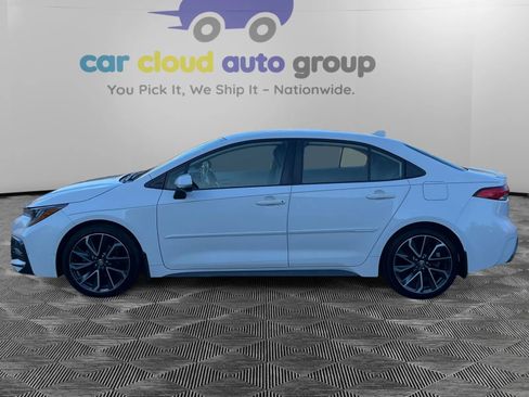 Used 2020 Toyota Corolla SE image 2