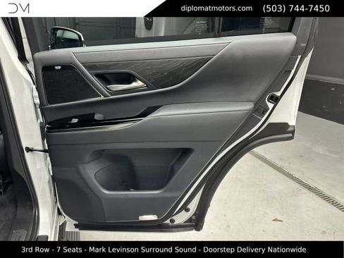 Used 2024 Lexus LX 600 4WD w/ Interior Upgrade Package image 30