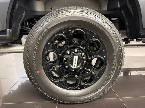 New 2026 Ford F250 Lariat w/ Black Appearance Package AWD/4WD image 7