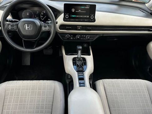 Certified 2024 Honda HR-V LX image 14