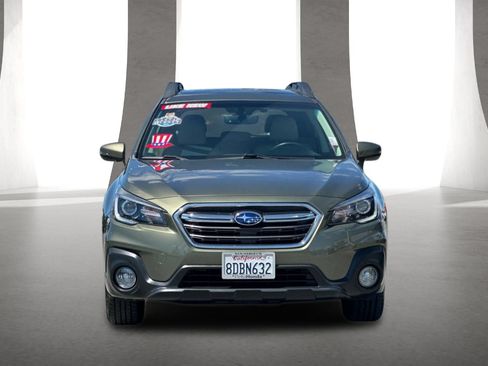 Used 2018 Subaru Outback 2.5i Limited AWD/4WD image 9