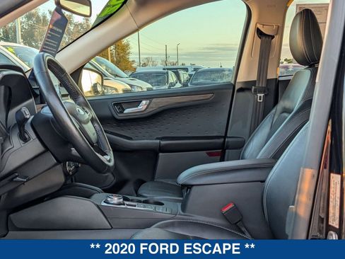 Certified 2020 Ford Escape Titanium image 20