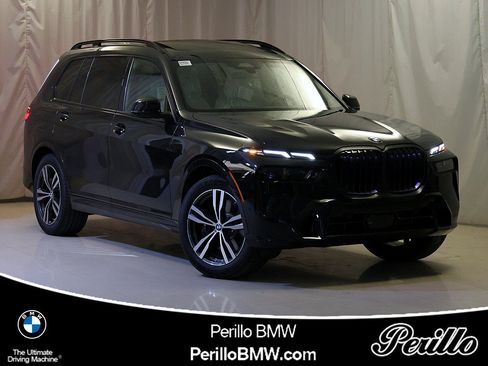 Used 2027 BMW X7 xDrive40i w/ M Sport Package AWD/4WD image 1