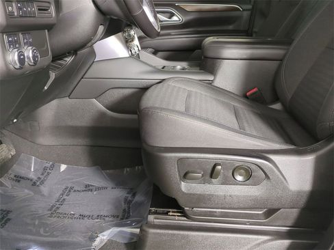 Certified 2022 GMC Yukon XL SLE w/ Gmc Pro Safety Plus Package image 19