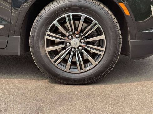 Used 2018 Cadillac XT5 AWD image 9