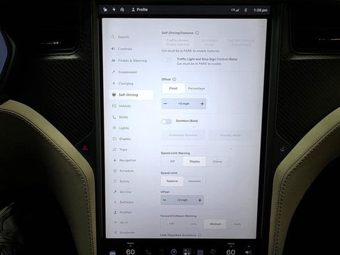 Used 2018 Tesla Model X 75D AWD/4WD image 39