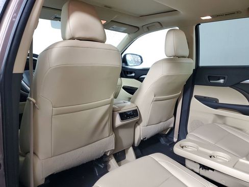 Certified 2017 Toyota Highlander XLE image 16