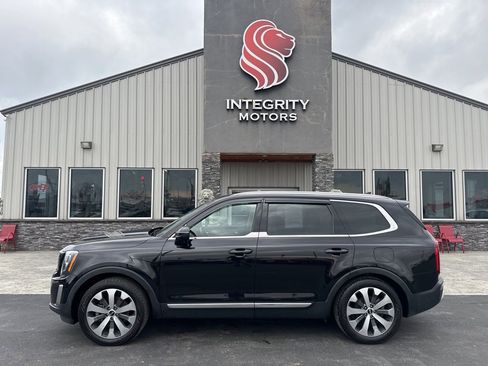 Used 2021 Kia Telluride EX w/ EX Premium Package image 1
