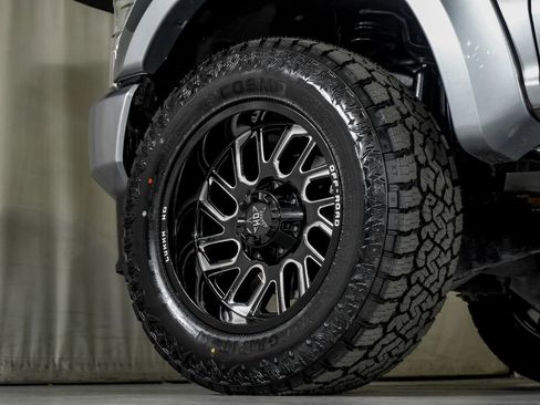 Used 2021 Ford F350 Lariat w/ Chrome Package image 56