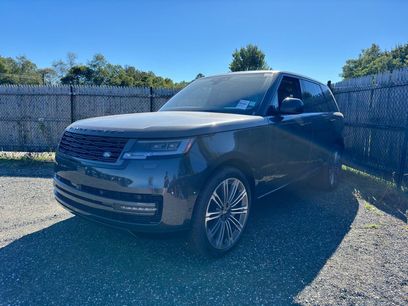 New 2025 Land Rover Range Rover Long Wheelbase SE