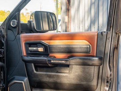 Used 2021 RAM 2500 Limited image 43