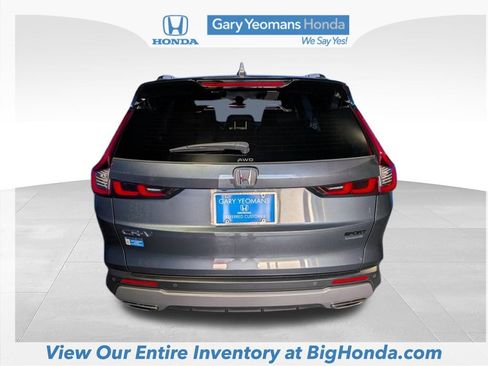 Used 2025 Honda CR-V Sport Touring image 8