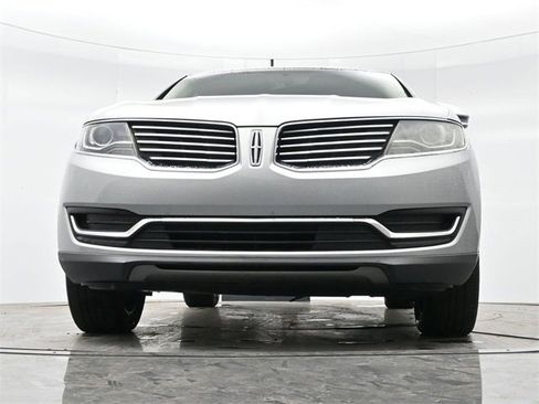 Used 2018 Lincoln MKX Reserve image 10