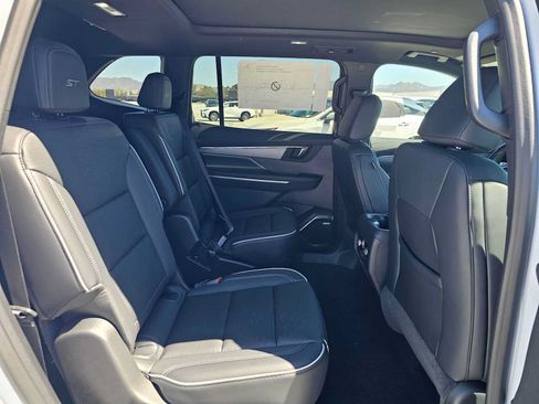 New 2026 Buick Enclave Sport Touring w/ Power Package FWD image 12