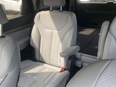 Used 2025 Hyundai Palisade SEL FWD image 41