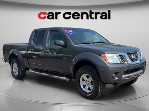 Used 2013 Nissan Frontier SV AWD/4WD image 7