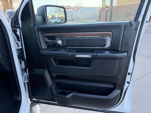 Used 2018 RAM 1500 Laramie w/ Convenience Group image 19