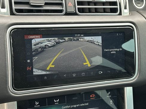 Used 2019 Land Rover Range Rover Supercharged AWD/4WD image 24