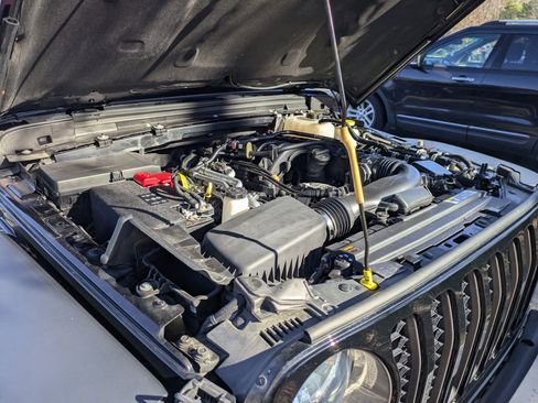 Used 2023 Jeep Gladiator Rubicon w/ Trailer Tow Package image 34