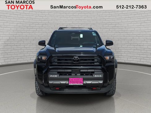 New 2026 Toyota 4Runner SR5 AWD/4WD image 2