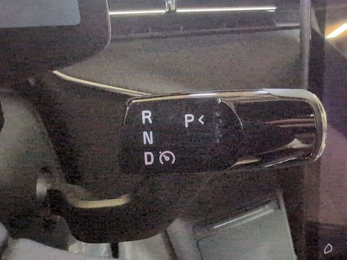 Used 2025 Polestar Polestar 3 image 12