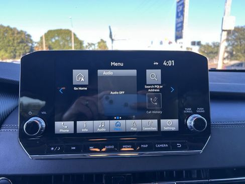 Used 2023 Mitsubishi Outlander SE image 20