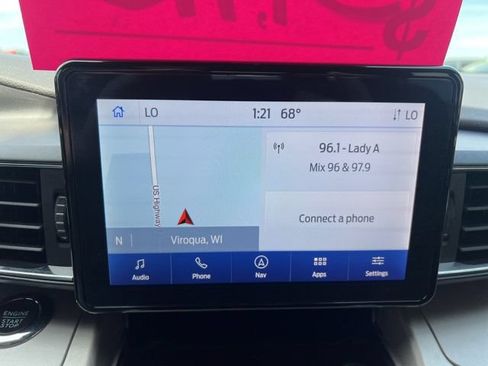 Used 2023 Ford Explorer XLT w/ Equipment Group 202A AWD/4WD image 25