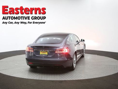 Used 2018 Tesla Model S 75D image 37