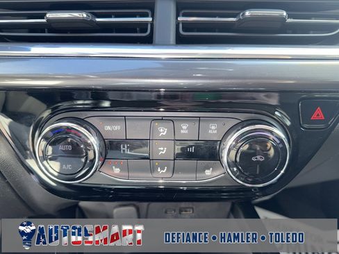 Used 2024 Chevrolet Trax ACTIV w/ Driver Confidence Package image 17