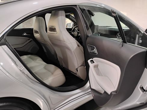 Used 2018 Mercedes-Benz CLA 250 image 85